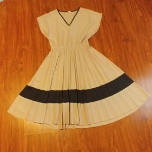 Vintage Dress Beige and black polka dota